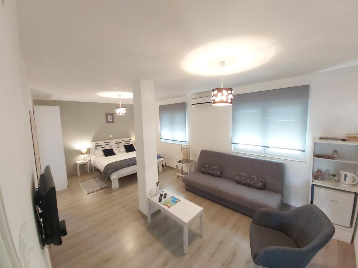 Guest House Dragic Zadar Oda fotoğraf