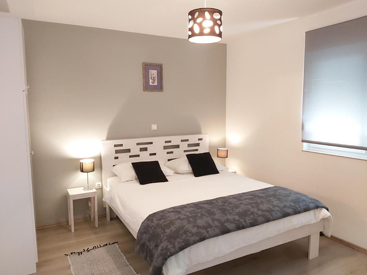 Guest House Dragic Zadar Oda fotoğraf